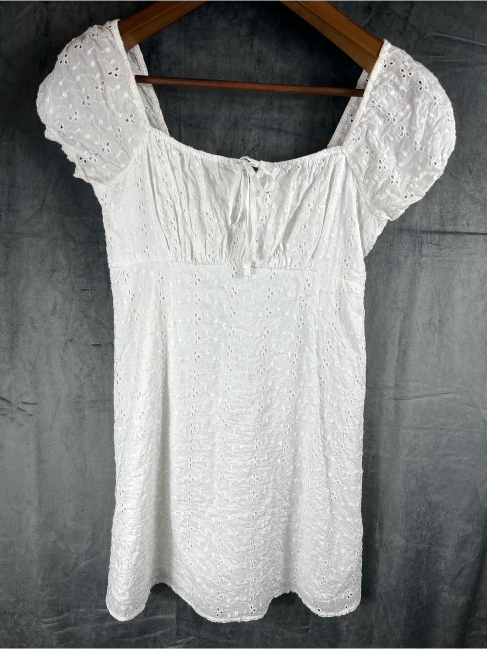 Hollister Babydoll White Mini Dress Sz Small Milkmaid Eyelet Cottagecore